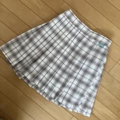 ラブトキシック 白　チェック　スカパン　160のサムネイル