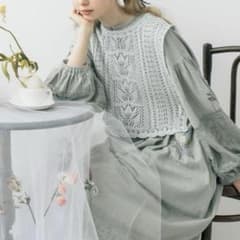 新品タグ付TSUHARUbySamansaMos2ランダム刺繍レース切替ワンピM - メルカリ