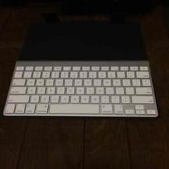 apple 純正品 ワイヤレスキーボードのサムネイル