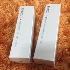 ファンケル ホワイト二ングのサムネイル