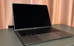 Apple MacBookAir 2019 8GB 256GB 放充電回数86回 Apple MacBookAir 2019 8GB 256GB 放充電回数86回 - メルカリ