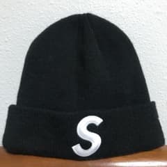 supremeニットキャップのサムネイル