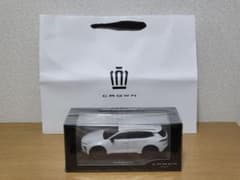 TOYOTA CROWN ESTATE ミニカー 1/30 スケール - メルカリ