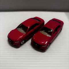 トミカ ピンク　クラウン トミカ2台セットのサムネイル
