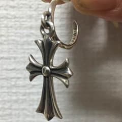 クロムハーツ クロス ピアスのサムネイル