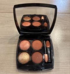 CHANEL シャネル　アイシャドウパレット　368 ゴールデンメドウのサムネイル