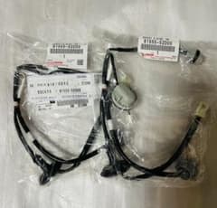 トヨタアクア　NHP 10 中期　ハーネス　左右　セットのサムネイル