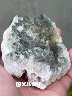 国産鉱物　荒川鉱山　緑水晶クラスターのサムネイル