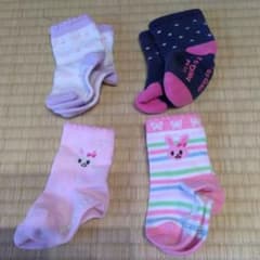 靴下４足　ミキハウス　ベビーギャップのサムネイル