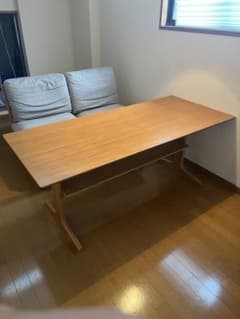 無印良品　リビングでもダイニングでもつかえるテーブルのサムネイル
