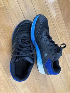 adidasスニーカー　レディース　25.0のサムネイル