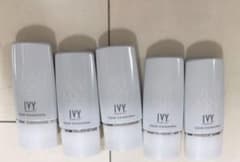 IVY化粧品　リキッドファンデーションのサムネイル
