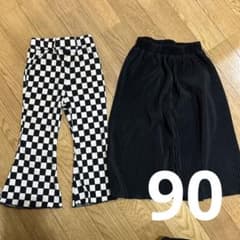フレアパンツ　90  左のみのサムネイル