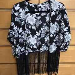H&M  花柄フリンジカーディガン　＋他3点のサムネイル