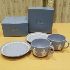 値下げ！【ウェッジウッド】ブルーのティーカップセットのサムネイル