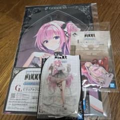 이치방쿠지 승리의 여신 NIKKE 도로시 세트!