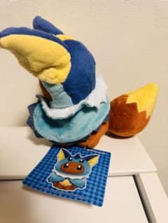 新品　イーブイ ポンチョ　シャワーズ　ぬいぐるみ　ポケモンセンター　レアのサムネイル