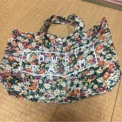 ローリーズファームのショッパーのサムネイル