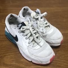 NIKE AIR MAX EXCEE 24.5 ナイキ　エア　マックス　エクシーのサムネイル