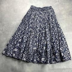 美品 北欧暮らしの道具店 　花柄ギャザースカート ロング　コットン　ネイビー 美品 北欧暮らしの道具店 花柄ギャザースカート ロング コットン