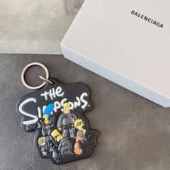 訳あり】BALENCIAGA バレンシアガ シンプソンズ キーホルダー 黒