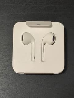 iPhone イヤホン 純正 アダプタのサムネイル