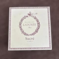 Ladurée Sucré デザートレシピ集のサムネイル