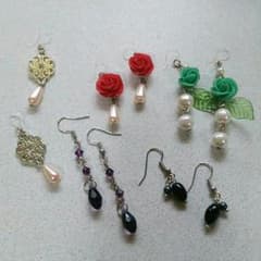 1ペア 200円 ハンドメイドピアスのサムネイル