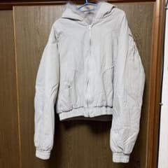 新品未使用フード付き 中綿ジャケット ベージュ