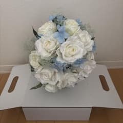 ウエディング　ブーケ　ブートニア ホワイト＆ブルー 造花ブーケ ラウンドブーケのサムネイル