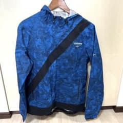 NIKE GYAKUSOU リーフカモ　フードジャケット　ブルー M NIKE GYAKUSOU リーフカモ フードジャケット ブルー M - メルカリ