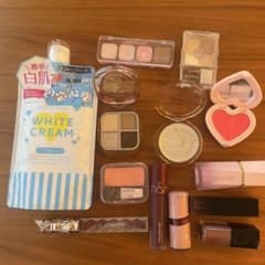 ♡コスメまとめ売り34点セット♡おまけ付き コスメ まとめ売り - メルカリ