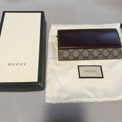 GUCCI 二つ折り財布　売り切りのためご希望金額でお譲り！コメントください GUCCI 二つ折り財布 売り切りのためご希望金額でお譲り！コメント