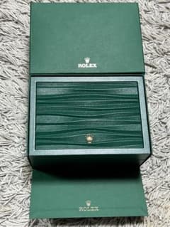 ROLEX OYSTER 緑のレザーケース　箱のみ 正規品】ROLEX グリーンレザーケース 箱のみ - メルカリ