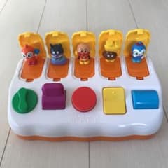 アンパンマン ひらいてぴょこんのサムネイル