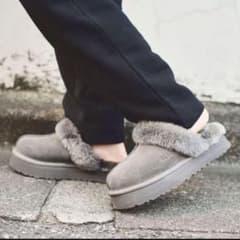 専用 UGG DISQUETTE ディスケット グレー 25.0のサムネイル