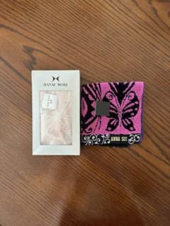 【新品未使用】HANAE MORIピンク蝶柄とANNA SUI ハンカチセットのサムネイル