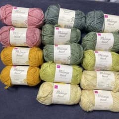 DAISO メランジトリコ 毛糸 14玉セット まとめ売りのサムネイル