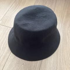 UNIQLO UVカットバケットハット ブラック 帽子　ユニクロのサムネイル