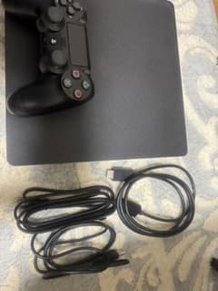 PlayStation4  CUH-2200A 500GB Jet blackのサムネイル