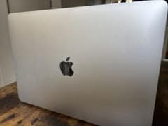 Apple MacBook Air シルバー 日本語配列　美品のサムネイル