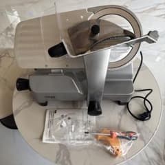 MINATO 業務用ミートスライサー PMS-220F-001 MINATO 業務用ミートスライサー PMS-220F-001 - メルカリ