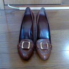 新品　Salvatore Ferragamo パンプス　37.5のサムネイル