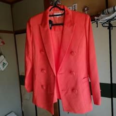 ★平野　ノラ風★スーツのサムネイル