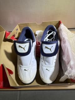 PUMA エシート サッカートレシュー スニーカーのサムネイル