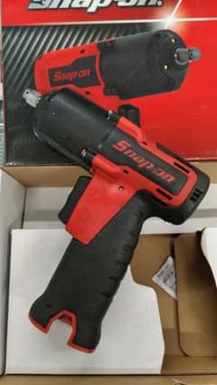 Snap-on 14.4V インパクトレンチのサムネイル