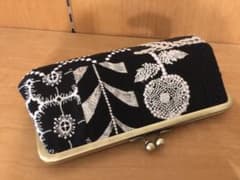 ミナペルホネン   ハンドメイド　親子がま口　大きいサイズ　モノトーンのサムネイル