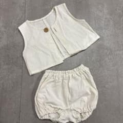 ベスト　ショートパンツセットのサムネイル