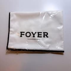 FOYER クロス