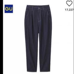GU ハイウエストマムジーンズのサムネイル